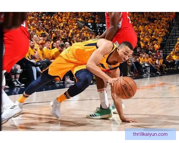 亨利关键进球助力球队逆转，状态回暖迎来赛季重要胜利